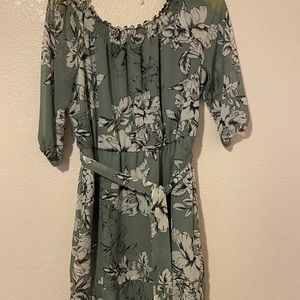 Maurice dress size medium. Knee length